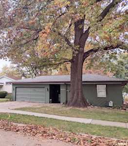 2639 44th Street Court Moline, IL 61265