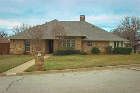 2948 River Crest Street Grapevine, TX 76051