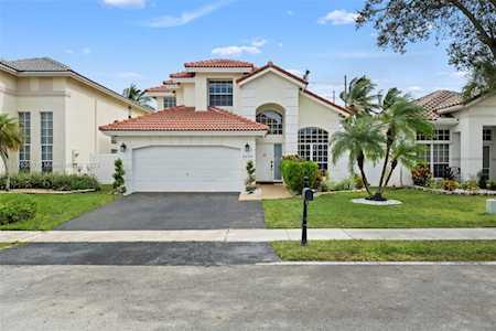 2628 NW 68th Ave Margate, FL 33063