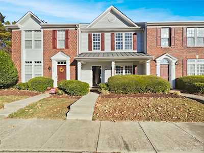 12409 Blossoming Ct Charlotte, NC 28273