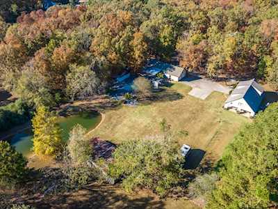 1385 Hickory Grove Loop Oakland, TN 38060