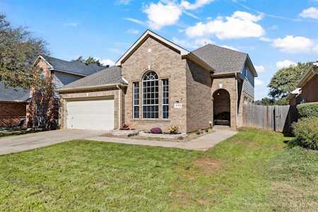 2140 Pritchard Drive Grapevine, TX 76051