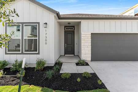 2204 Luna Azul VW Pflugerville, TX 78664