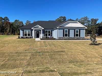 4824 Golden Willow Dr Battleboro, NC 27809