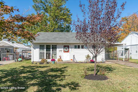 4802 Warbler Way Louisville, KY 40213
