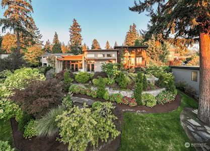 9430 112th Ave NE Kirkland, WA 98033