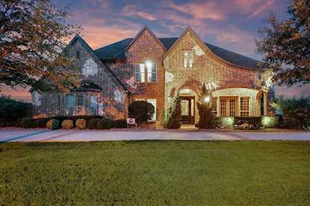 130 Fox Trot Lane Double Oak, TX 75077