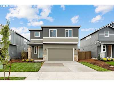 1725 N Young ST Lafayette, OR 97127