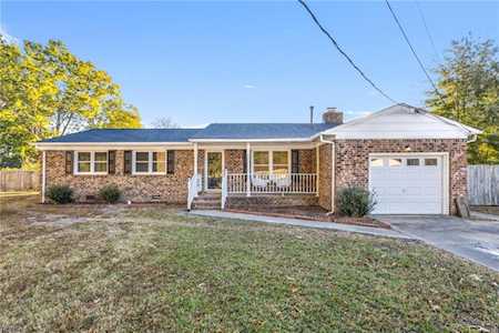 227 Jana Ct Chesapeake, VA 23322