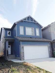89 Creekstone Path SW Calgary, AB T2X4P7