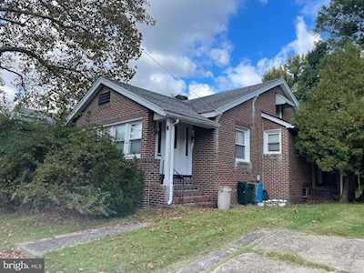 66 Watkins Ave Woodbury, NJ 08096
