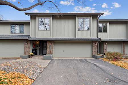 5905 Abbott Place Minnetonka, MN 55343