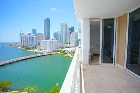 701 Brickell Key Blvd #2111 Miami, FL 33131
