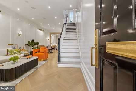 1512 34th St NW Washington, DC 20007