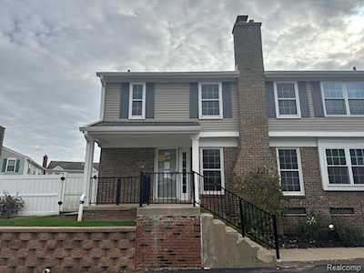 21344 E Glen Haven Circle Novi, MI 48167
