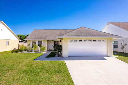 8703 Mcadam PLACE Tampa, FL 33634