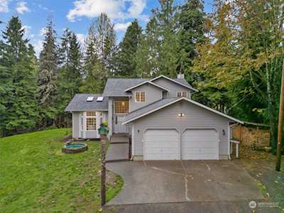 8011 203rd Ave SE Snohomish, WA 98290