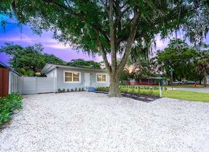 1100 NW 7th Avenue Fort Lauderdale, FL 33311