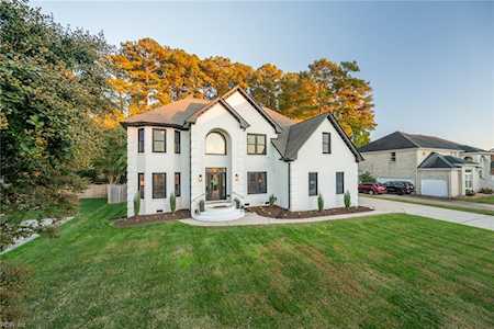 1109 Kingsbury Dr Chesapeake, VA 23322