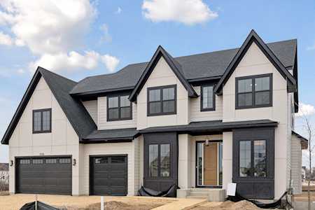 10118 Peony Lane N Maple Grove, MN 55311
