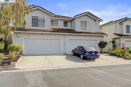 5535 Civic Terrace Ave Newark, CA 94560