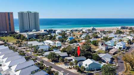 214 Sands St Panama City Beach, FL 32413