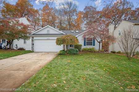 1534 Chelsea Circle Hartland Twp, MI 48843