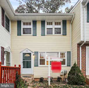314 Woodleaf Ct Glen Burnie, MD 21061