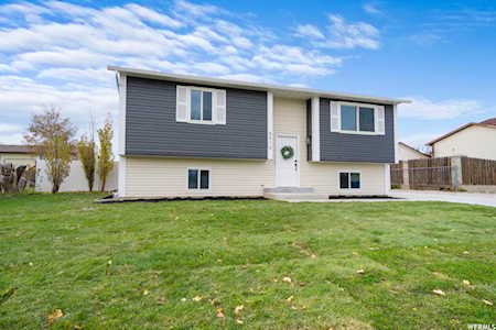 5916 S Blue Iron Way W Kearns, UT 84118