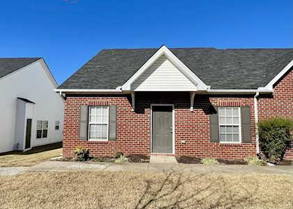 1004 Briggs Ln Spring Hill, TN 37174