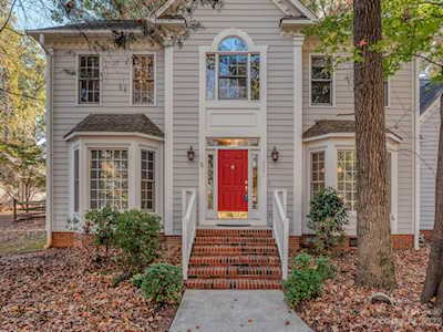 3301 Carnegie Ln Mint Hill, NC 28105