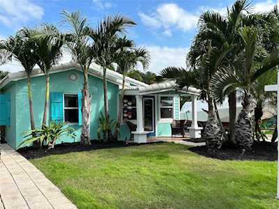 2728 NE 6th Ln Wilton Manors, FL 33334