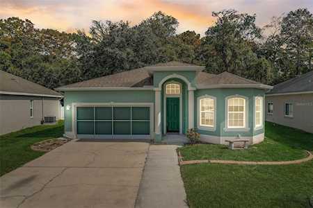12146 Hunters Lake Dr New Port Richey, FL 34654
