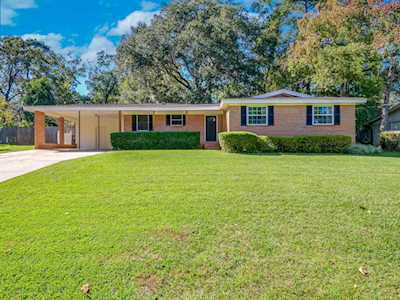 2108 Joyner Dr Tallahassee, FL 32303