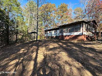 131 W Williams Circle Rockwood, TN 37854