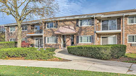 45 N Main St #7 Glen Ellyn, IL 60137