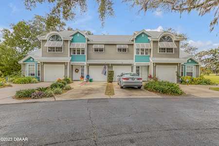 160 Grand Oaks Circle Daytona Beach, FL 32114