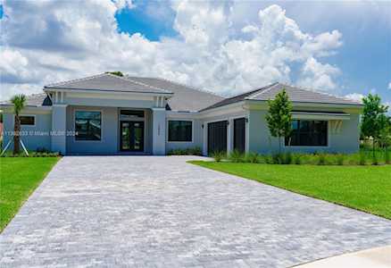 14850 Millstone Ranches Dr Davie, FL 33331