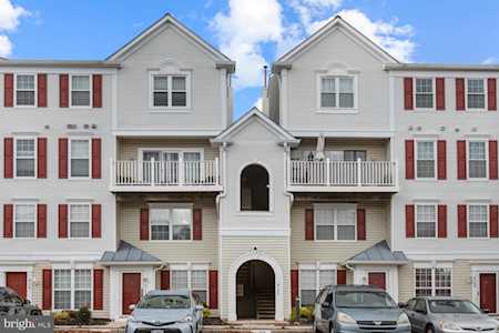 8166 Cockburn Ct #302 Lorton, VA 22079