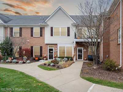 3458 Kneeland Circle Howell Twp, MI 48843
