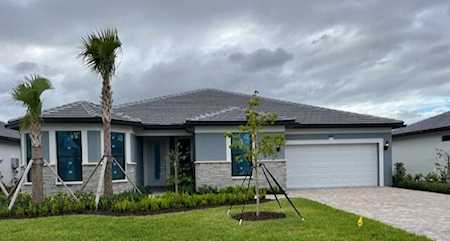 4527 Magnolia Way #132 Oakland Park, FL 33309