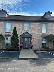 3805 Chamberlain Ln #B Louisville, KY 40241