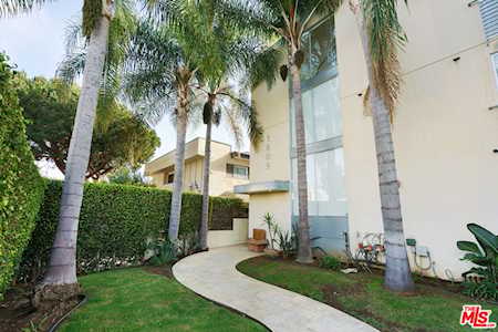 1809 Overland Ave #5 Los Angeles, CA 90025