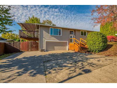 11633 SE 64th AVE Milwaukie, OR 97222