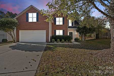3910 Luthers Rock Ct Charlotte, NC 28270
