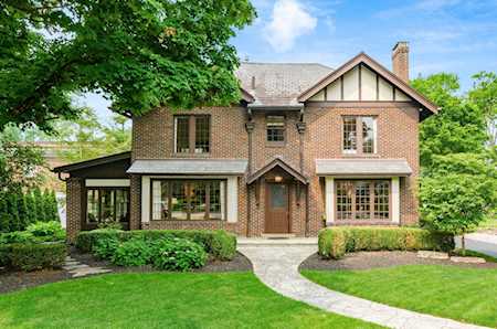 1811 Roxbury Road Columbus, OH 43212