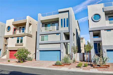 8090 Misty Canyon Ave Las Vegas, NV 89113