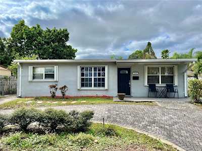 3430 N 72nd Ave Hollywood, FL 33024