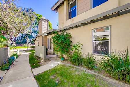 10655 Caminito Derecho San Diego, CA 92126