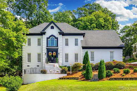 6016 Derry Hill Place Charlotte, NC 28277